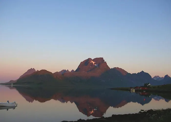 6 Person In Gullesfjord Flesnes